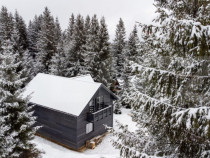 Cabană modernă în Mărișel, 4 dormitoare, teren de 1000m