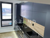 MODERN! Ap 2 camere, BALCON, PARCARE SUBTERANA, zona Gheorgh