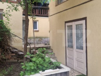 Casa in inima Rasnovului , 5 camere teren 400 mp individuala