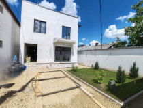 Vila 4 Camere cu Teren 200 mp Voluntari de Vanzare