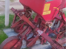 Cultivator porumb
