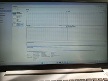 Laptop Lenovo+ încărcător și Windows 11