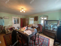 Casa cu 4 camere si anexe in comuna Mohu din Selimbar