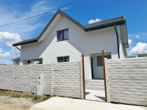 Vila individuală P+M - 4 camere - 3 băi - teren 308mp -