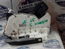 Broasca stanga spate Skoda Octavia 3 2015