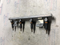 Rampa plus injectoare Dacia Duster 1.6 Benzina 2017