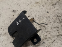 Broasca hayon Volkswagen Golf 4 2004