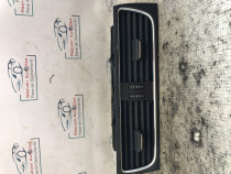 Grila ventilatie centrala Audi A5 2010