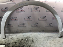 Bandou aripa stanga fata Audi Q3 2011