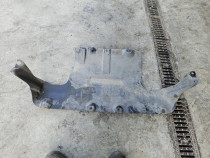 Scut motor plastic Volkswagen Touareg 3.0 Motorina 2014