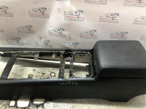 Cotieră Volkswagen Touareg 2011