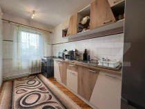 Apartament de vanzare, cu 3 camere decomandate, 64 mp, zona