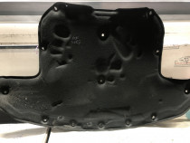 P&acirc;sla capotă Mercedes C-class w205 2015