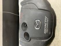 Capac motor Mazda 3 - Motorina 2015