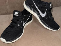 Nike Flyknit Lunar 1
