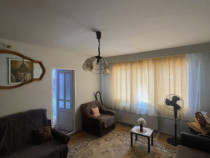 Apartament de vanzare, cu 2 camere, semidecomandat, 39mp, zo