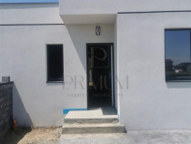 Duplex pe parter - modern - personalizare interioara