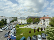 De inchiriat-Apartament 2 Ultracentral-Pitesti zona Primări