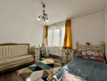 Apartament 2 camere, boxa in curte, centrala proprie, zon...
