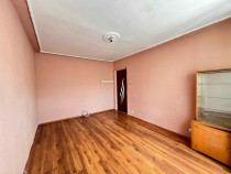 Apartament 2 camere, decomandat - zona Astra