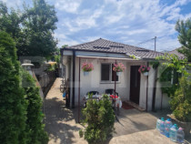 Casa de vanzare, cu 3 camere, 84 mp, zona Cicoarei