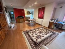 Apartament 3 camere, zona Centrul Multifunctional