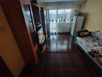 Zona Mioritei , 3 camere decomandate , 82500 Euro