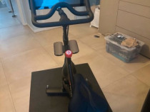Bicicleta Peloton - ca nouă