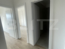 Apartament de vanzare, cu 3 camere, balcon mare, panoramă s