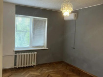 Garsoniera in zona Izvor