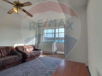 Apartament cu 3 camere de v&acirc;nzare &icirc;n zona Vitrometan