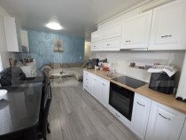 Apartament modern, complet mobilat, situat &icirc;ntr-un bloc nou