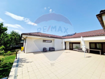 Casă / Vilă cu 4 camere de vânzare
