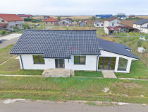 Casă cu 3 camere de v&acirc;nzare loc. Frumușeni, jud. Arad