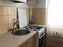 Apartament 3 camere semidecomandat Alexandru aproape de rond