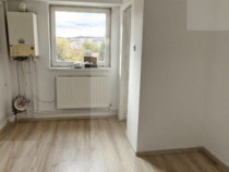 Apartament cu 3 camere, decomandat, str. Grigore Bălan, Sf.