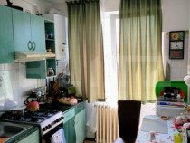 Apartament de vanzare, cu 2 camere, 53 m2, zona Tatarasi