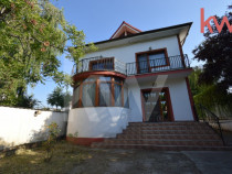 Casa Moderna 4 camere, 212 mp, mobilata, teren 377 mp