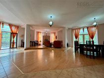 Vila Impunatoare cu Piscina pentru Familie sau Investitie Tu