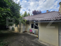 Casa demolabila, teren 561 mp, pentru dezvoltare imobiliara,