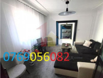 Casa 5 camere, suprafata teren 200 mp, zona Piata Saraca