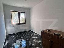Apartament cu 3 camere, decomandat, etaj 2, zona 9 Mai