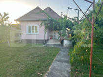 Casă cu teren &icirc;n Cristești, 1.414 m&sup2; &ndash; preț negocia