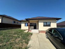 Casă de v&acirc;nzare, 4 camere &icirc;n Valea Lupului, Iași