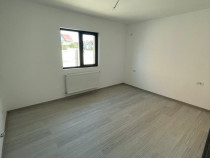 Casa practica PE PARTER, curte generoasa