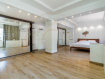 Casa cu curte | Potential pentru rezidenta sau afacere| Apar