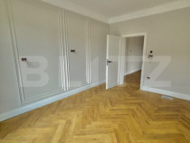 Apartament cu 3 camere Superb, Etaj 1, 70 mp utili, loc de p