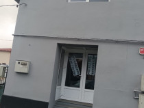 Vasile Lucaciu, casa cu spatiu comercial