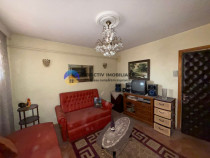 Apartament 4 camere - B-dul Traian 87 mp