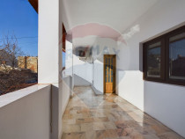 Vilă renovată &ndash; nemobilata Berceni/ Metrou Eroii Revo...